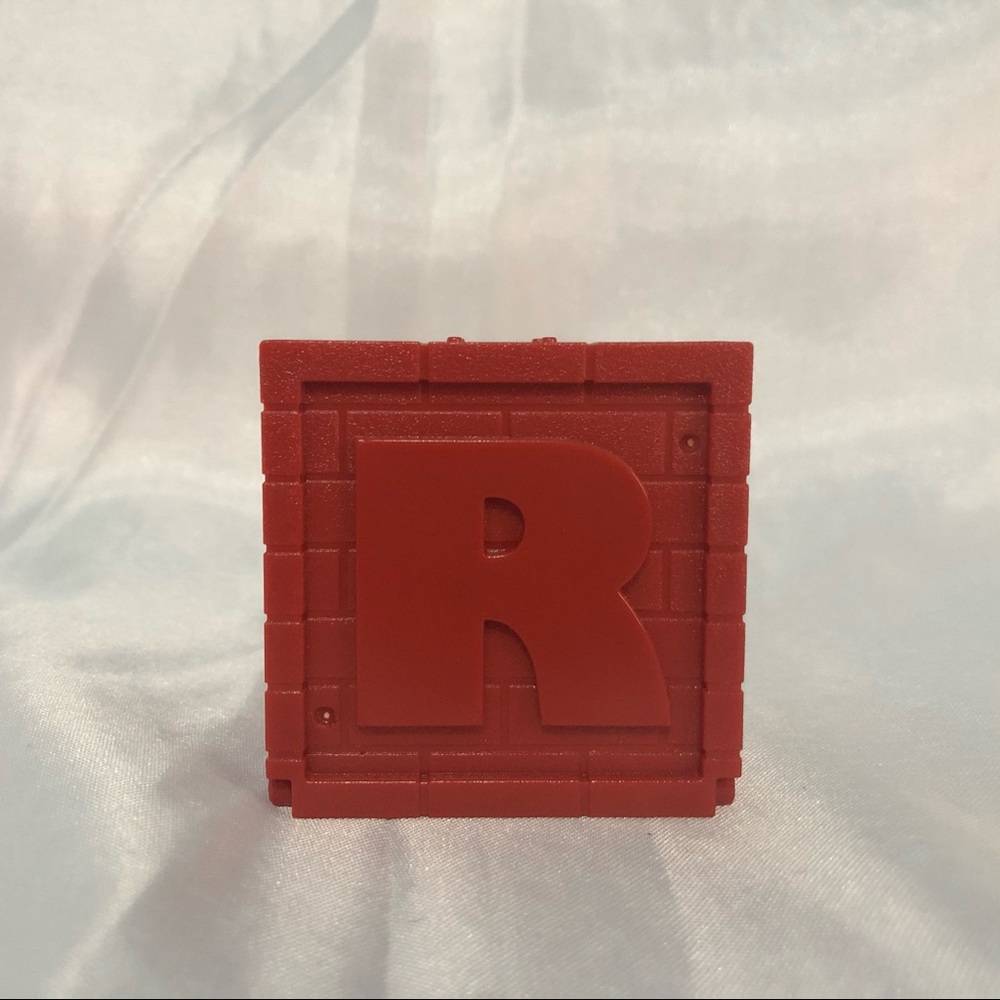 Roblox Series 4 Red Brick Mystery Box